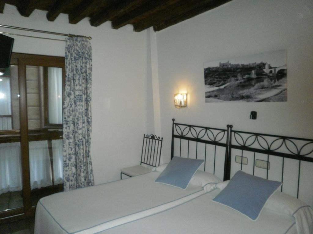 Hostal La Posada De Zocodover Толедо Екстер'єр фото