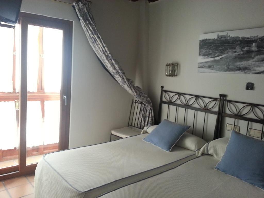 Hostal La Posada De Zocodover Толедо Екстер'єр фото