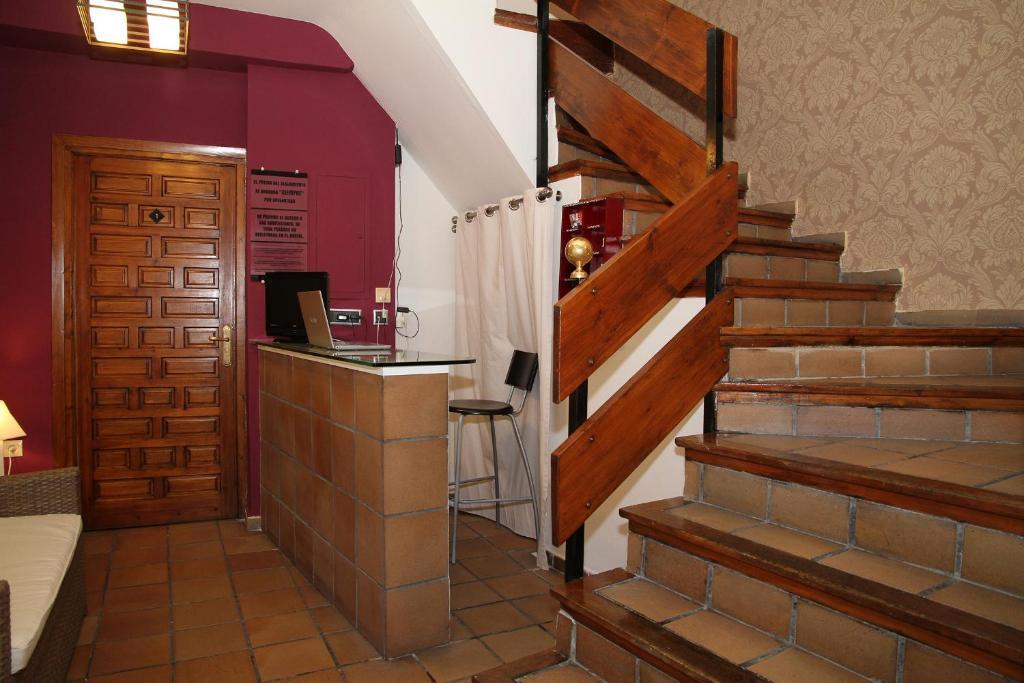 Hostal La Posada De Zocodover Толедо Екстер'єр фото