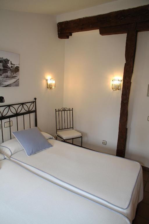 Hostal La Posada De Zocodover Толедо Екстер'єр фото