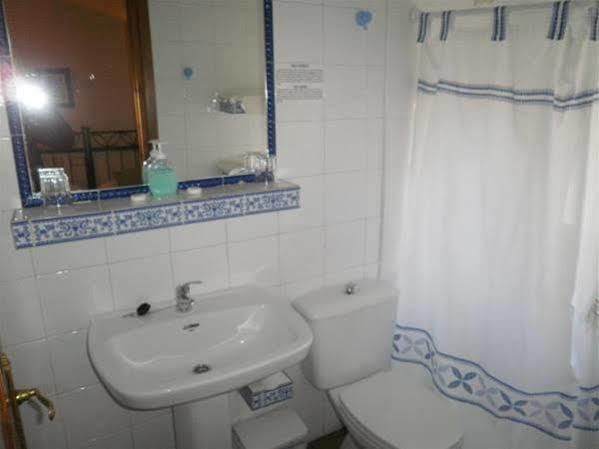 Hostal La Posada De Zocodover Толедо Екстер'єр фото